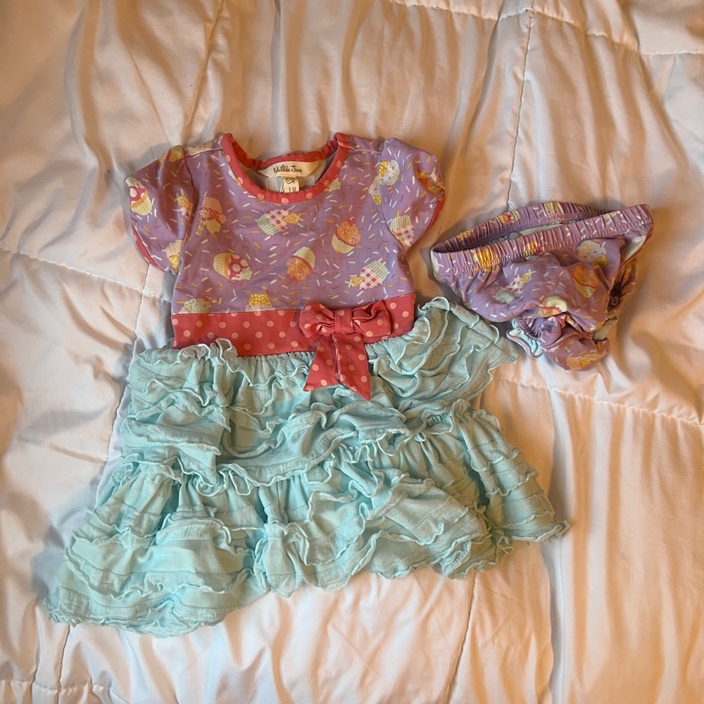 EUC matilda jane cupcake dress with matching diaper cover